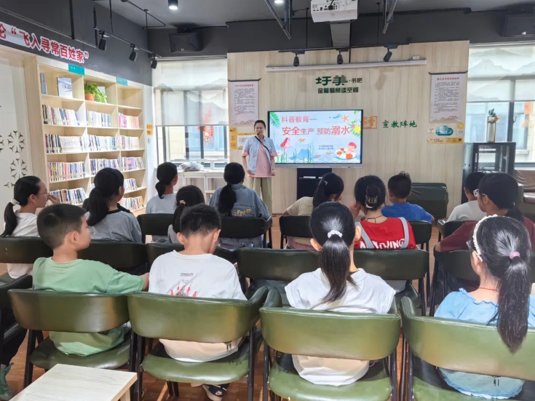 滨湖时光·悦书房 | 阅读+N=无限可能！8月2日-6日超燃活动周，玩转知识与趣味！