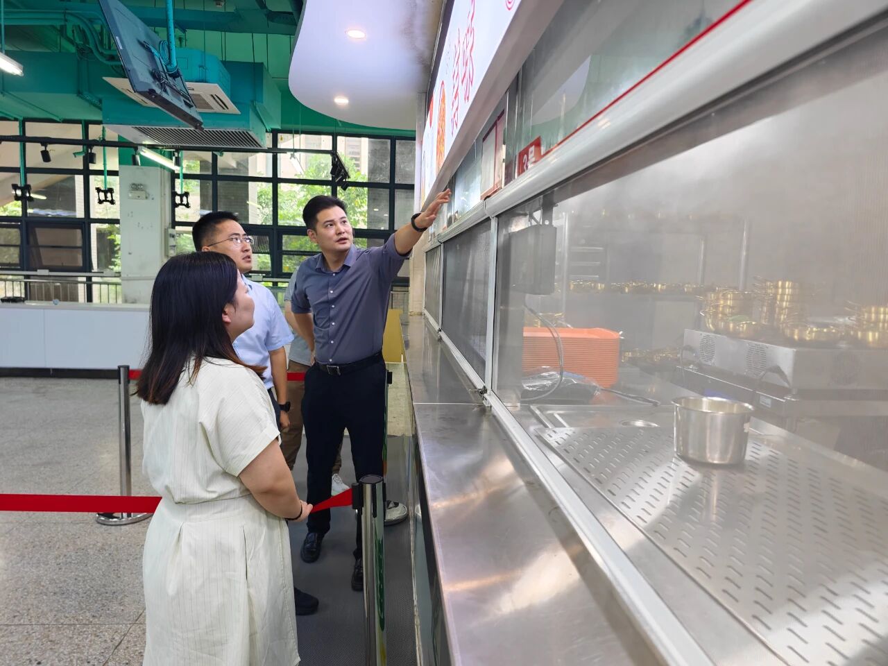时光集团开展校园食品安全专项检查 全力守护“舌尖上的安全”